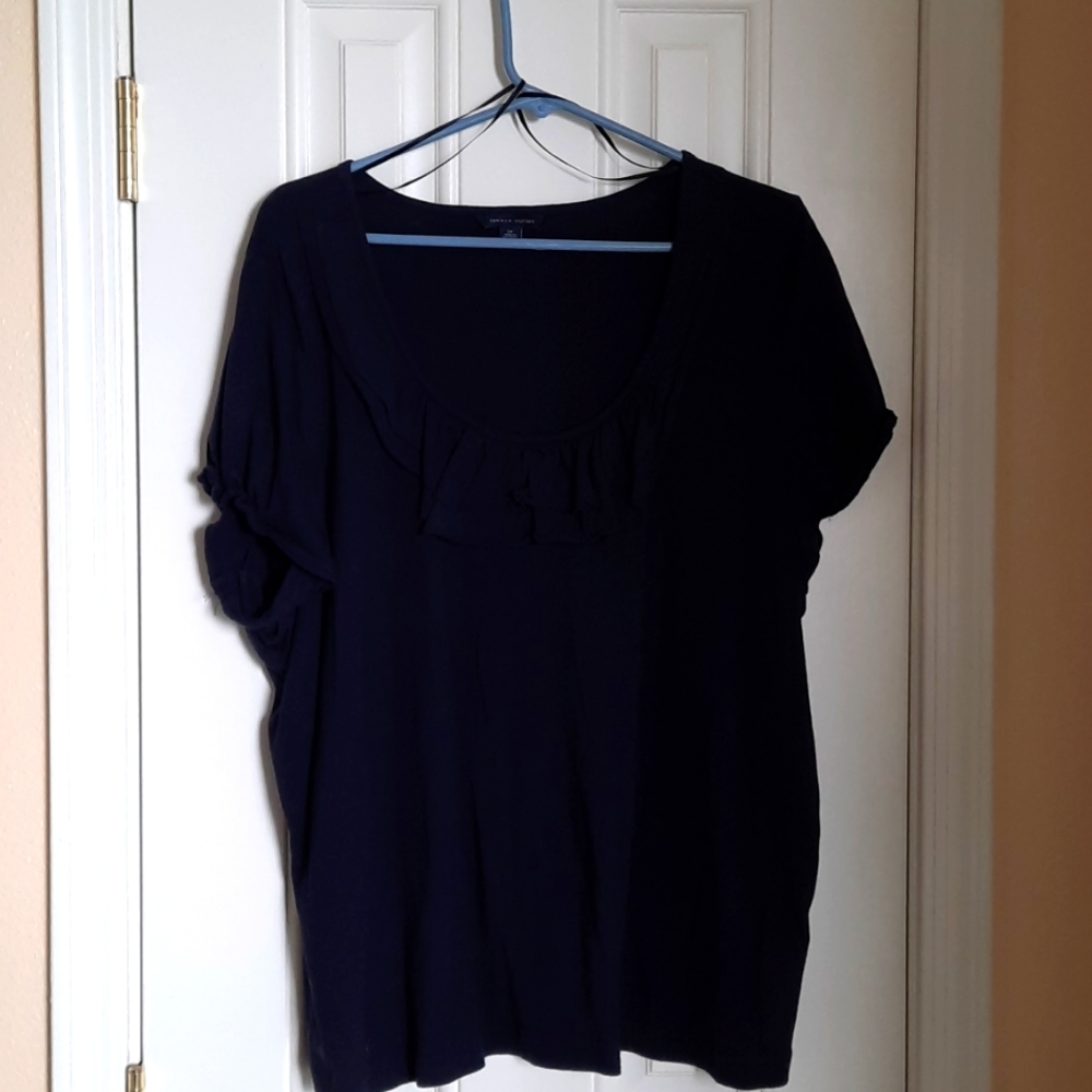 Tommy Hilfiger navy top with ruffles, size 2X